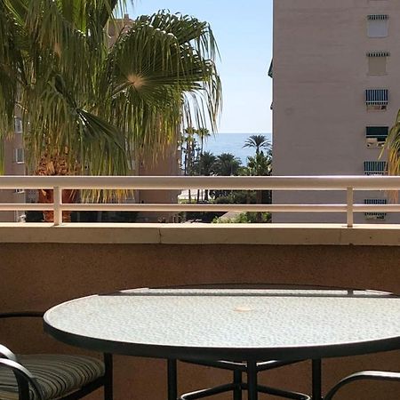 Precioso Apartamento En Urbanizacion Junto Al Mar. Alicante Esterno foto