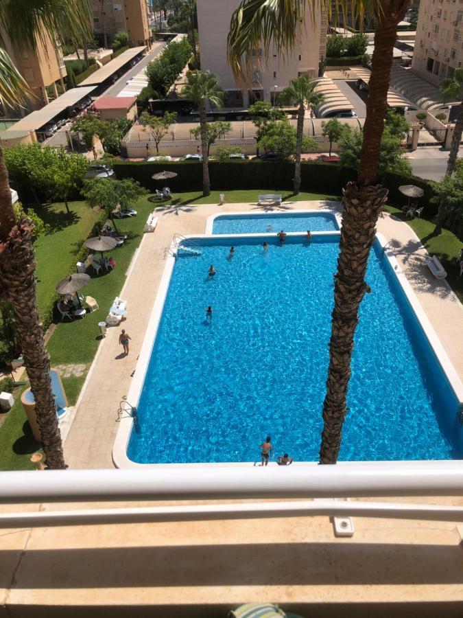 Precioso Apartamento En Urbanizacion Junto Al Mar. Alicante Esterno foto