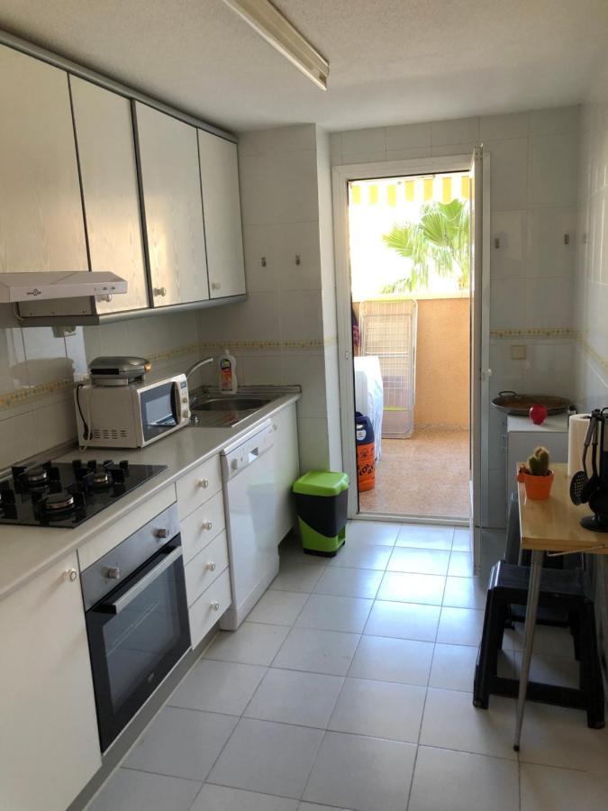 Precioso Apartamento En Urbanizacion Junto Al Mar. Alicante Esterno foto