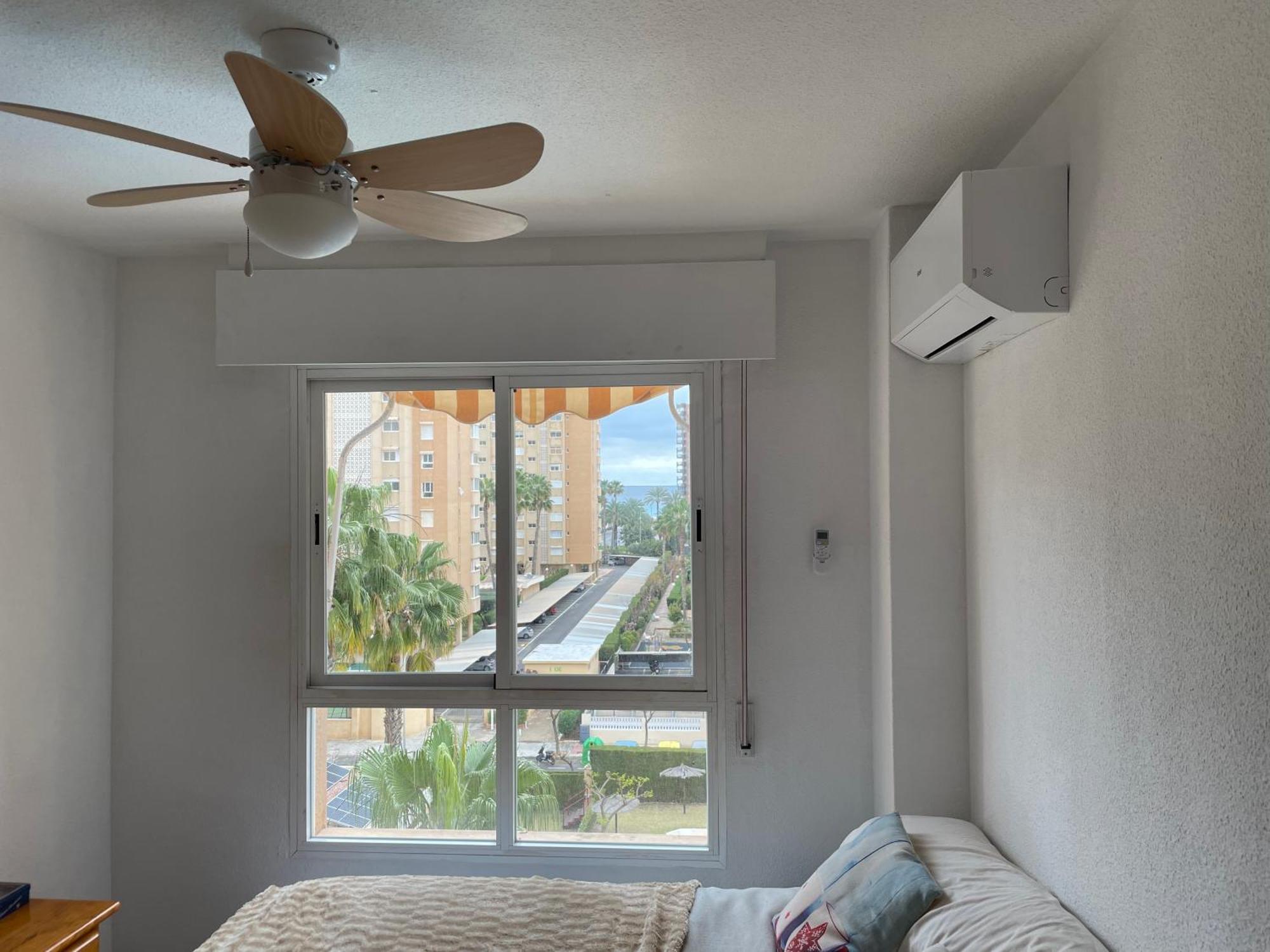 Precioso Apartamento En Urbanizacion Junto Al Mar. Alicante Esterno foto