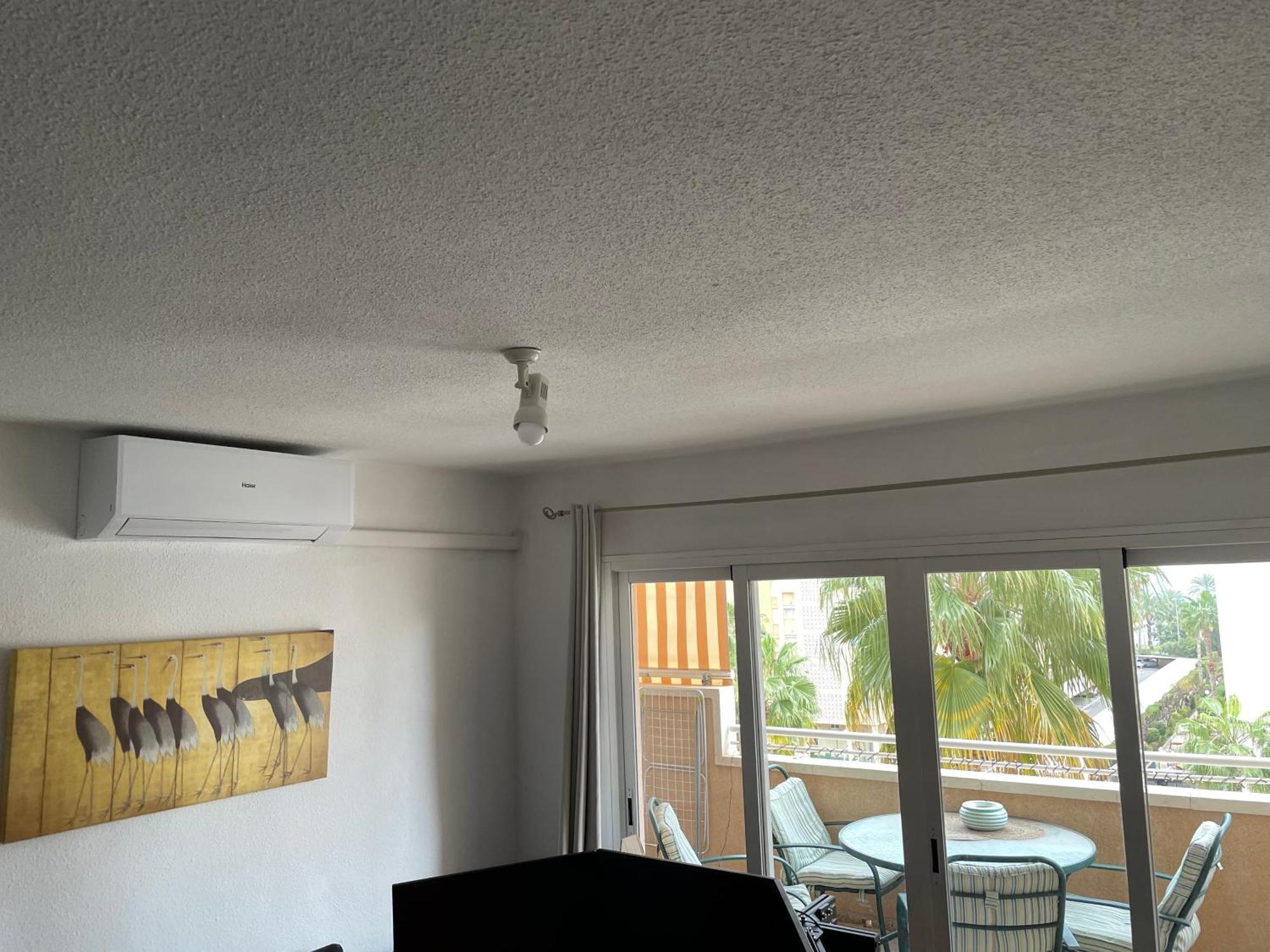 Precioso Apartamento En Urbanizacion Junto Al Mar. Alicante Esterno foto